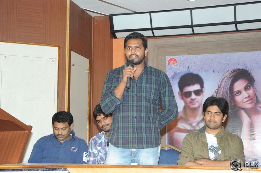 Kiraak-Movie-Release-Press-Meet